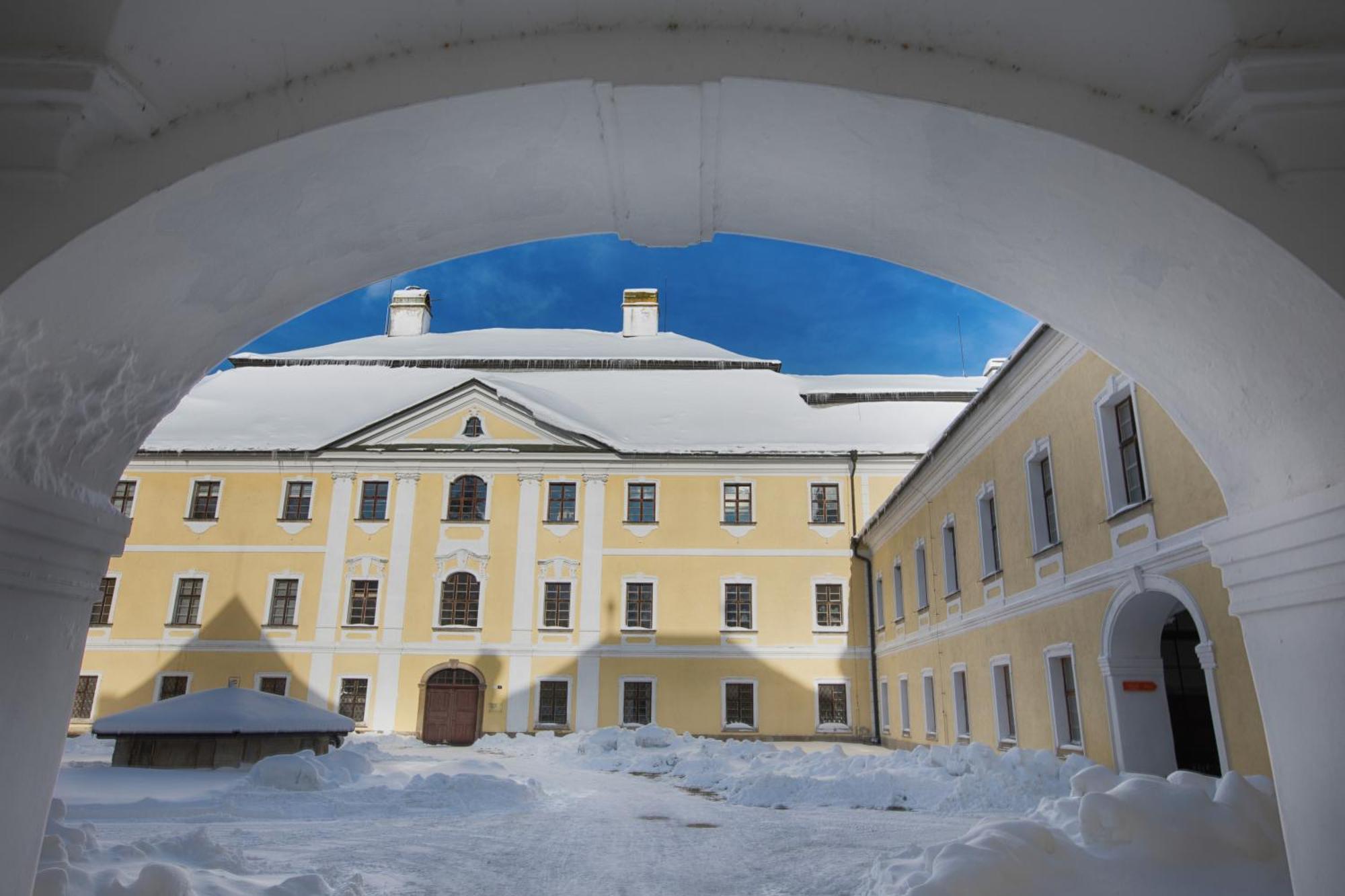 Zamek Zdar Apartment *
